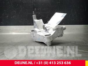 Opel Movano Steun (diversen) O32563 foto 2
