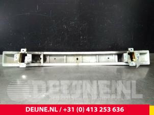 Renault Trafic Bumperframe voor O32904 foto 3