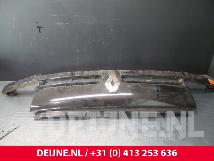 Renault Master Grill O33067