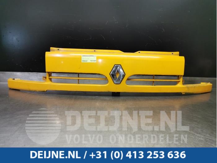 Renault Master Grille O33069