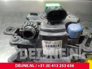 Ford Transit Nebelscheinwerfer rechts vorne O34094 foto 2