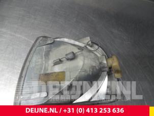 Volkswagen Transporter Richtingaanwijzer rechts O34293 foto 2