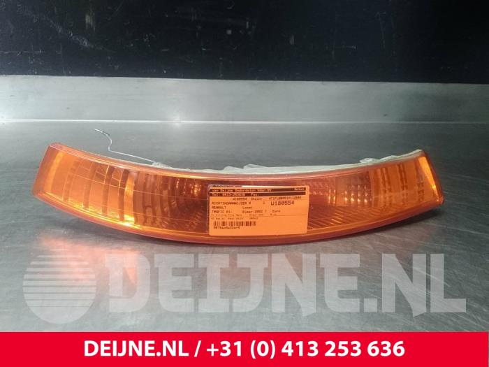 Renault Trafic Richtingaanwijzer rechts O34334
