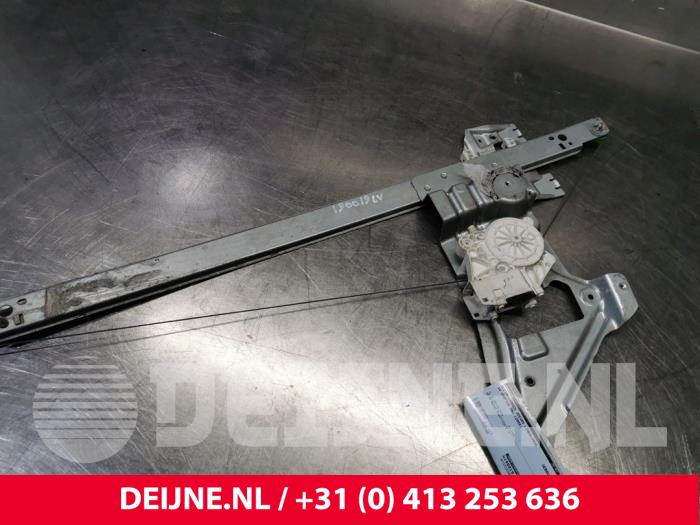 Volkswagen Crafter Window mechanism 2-door, front left O36740
