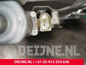 Mercedes Sprinter Ruitmechaniek 2Deurs rechts-voor O37208 foto 4