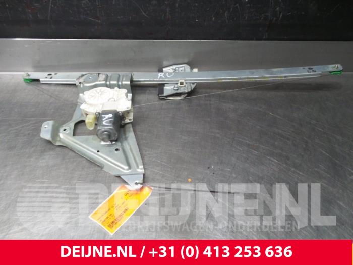 Volkswagen Crafter Window mechanism 2-door, front right O37269