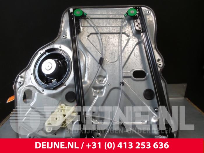 Volkswagen Transporter Ruitmechaniek 2Deurs rechts-voor O37295