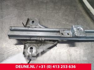 Iveco Daily Window mechanism 2-door, front right O37426 photo 3