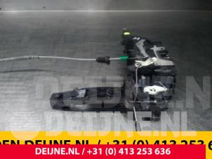 Mercedes Vito Türschlossmechanik 2-türig links O37903 foto 2