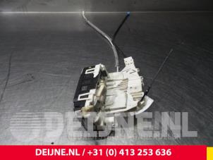 Mercedes Sprinter Türschlossmechanik 2-türig links O37913 foto 2