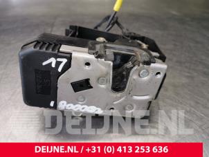 Opel Vivaro Deurslot Mechaniek 2Deurs links O37938 foto 3