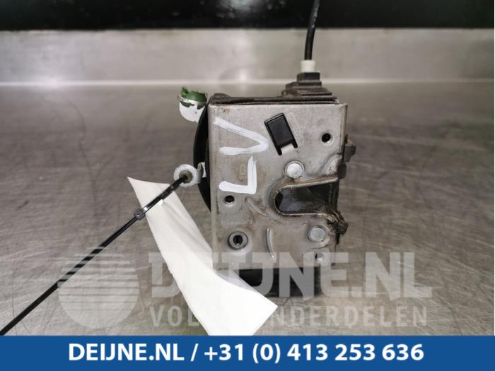 Opel Combo Deurslot Mechaniek 2Deurs links O37972