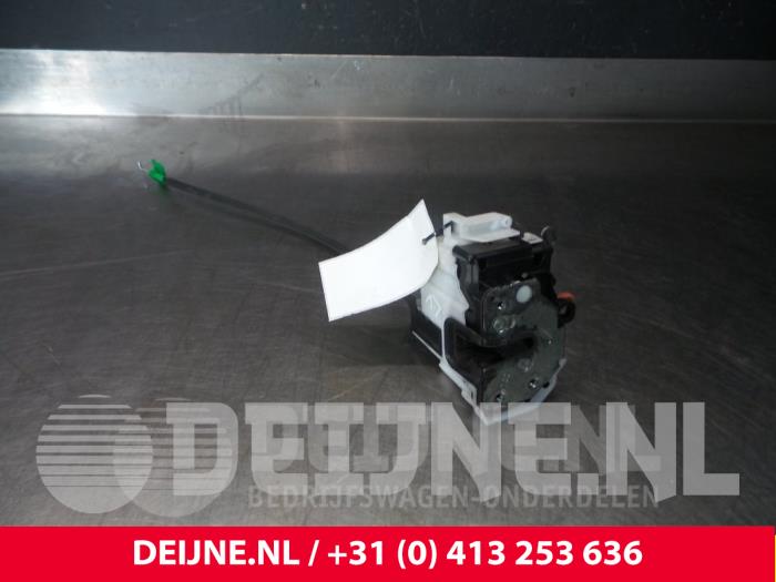 Citroen Nemo Deurslot Mechaniek 2Deurs links O38186
