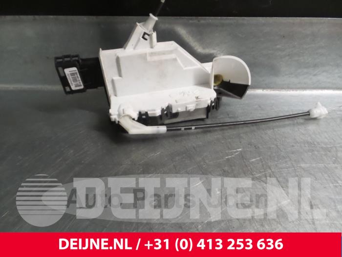 Peugeot Partner Door lock mechanism 2-door, left O38239