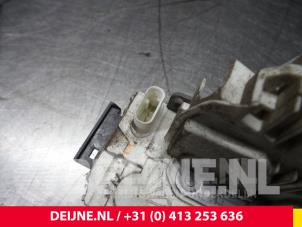 Mercedes Sprinter Deurslot Mechaniek 2Deurs rechts O38426 foto 3