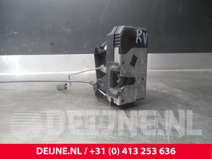 Opel Vivaro Deurslot Mechaniek 2Deurs rechts O38452