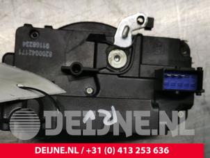Opel Vivaro Türschlossmechanik 2-türig rechts O38475 foto 3