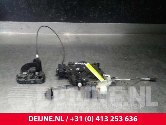 Volkswagen Caddy Deurslot Mechaniek 2Deurs rechts O38577