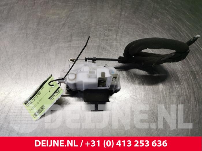 Fiat Doblo Door lock mechanism 2-door, right O38596