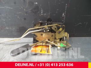 Iveco Daily Deurslot Mechaniek 2Deurs rechts O38682 foto 2