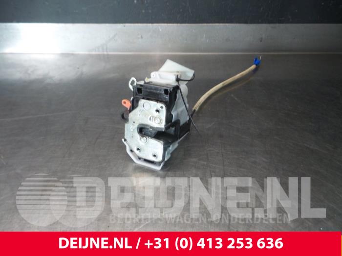 Citroen Nemo Türschlossmechanik 2-türig rechts O38703