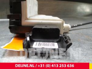 Peugeot Partner Türschlossmechanik 2-türig rechts O38757 foto 2