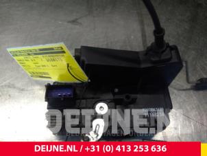 Renault Trafic Türschlossmechanik 2-türig rechts O38787 foto 2
