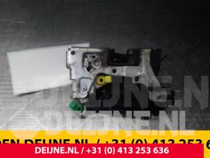 Renault Mascott Türschlossmechanik 2-türig rechts O38813 foto 2