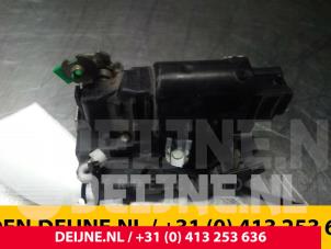Renault Mascott Türschlossmechanik 2-türig rechts O38813 foto 3