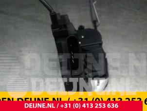Ford Focus Door lock mechanism 4-door, front left O38891 photo 2