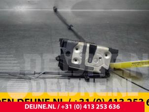 Ford Focus Door lock mechanism 4-door, front left O38891 photo 3