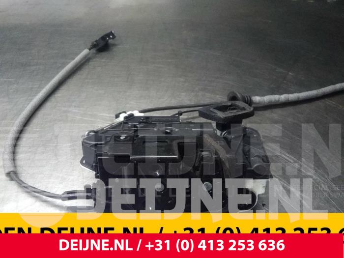 Volkswagen Polo Türschlossmechanik 4-türig links vorne O38920