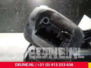 Volkswagen Polo Door lock mechanism 4-door, front left O38922 photo 4