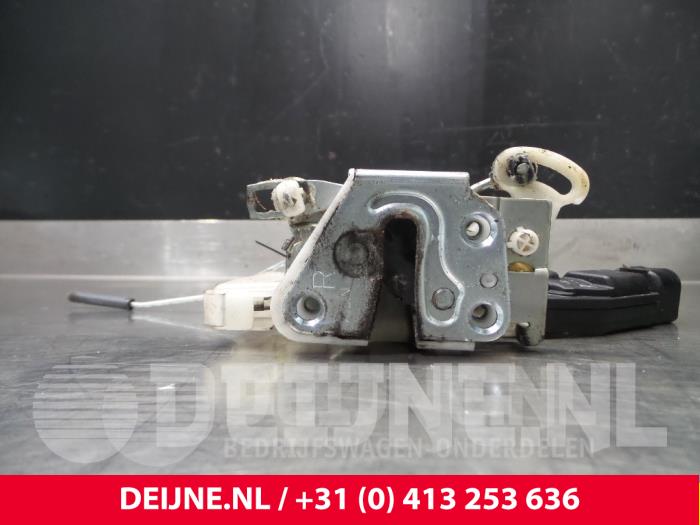Peugeot 107 Deurslot Mechaniek 4Deurs rechts-voor O39272