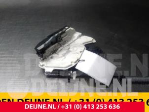 Volkswagen Polo Rear door mechanism 4-door, right O39366 photo 2