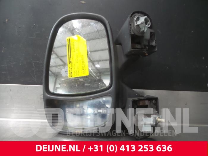Nissan Primastar Wing mirror, left O39787