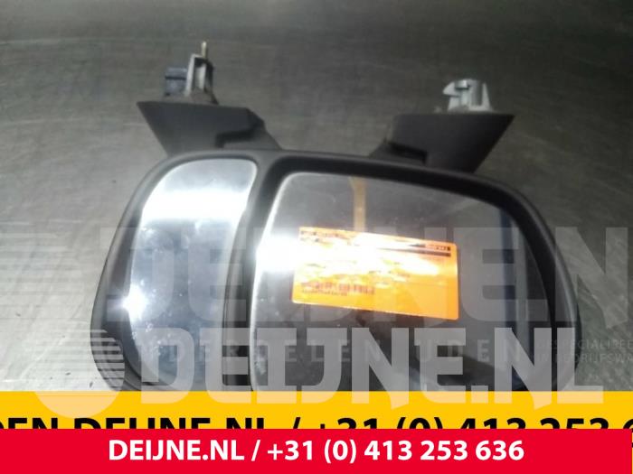 Opel Vivaro Buitenspiegel rechts O40119
