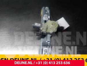 Ford Focus Ruitmechaniek 4Deurs links-achter O41096 foto 2