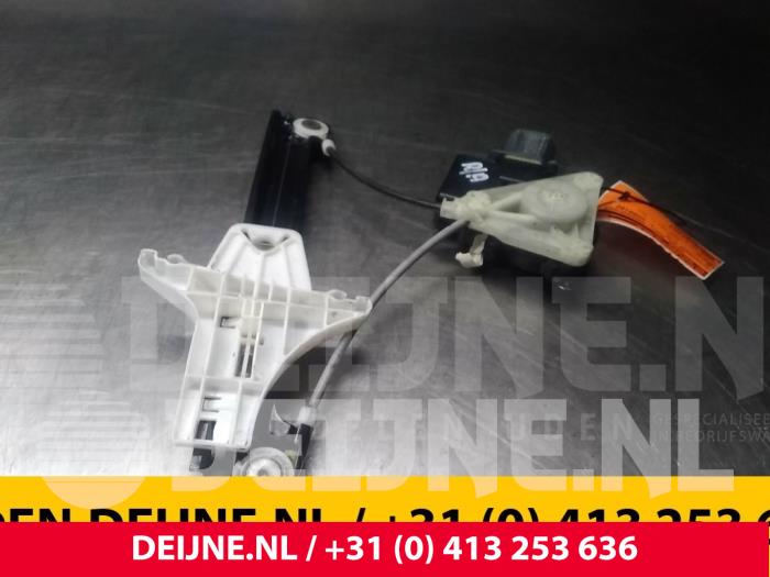 Volkswagen Polo Rear door window mechanism 4-door, right O41266