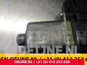 Volkswagen Polo Ruitmechaniek 4Deurs rechts-achter O41266 foto 3