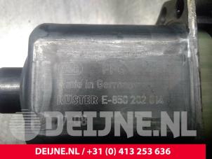 Volkswagen Polo Ruitmechaniek 4Deurs rechts-achter O41269 foto 3