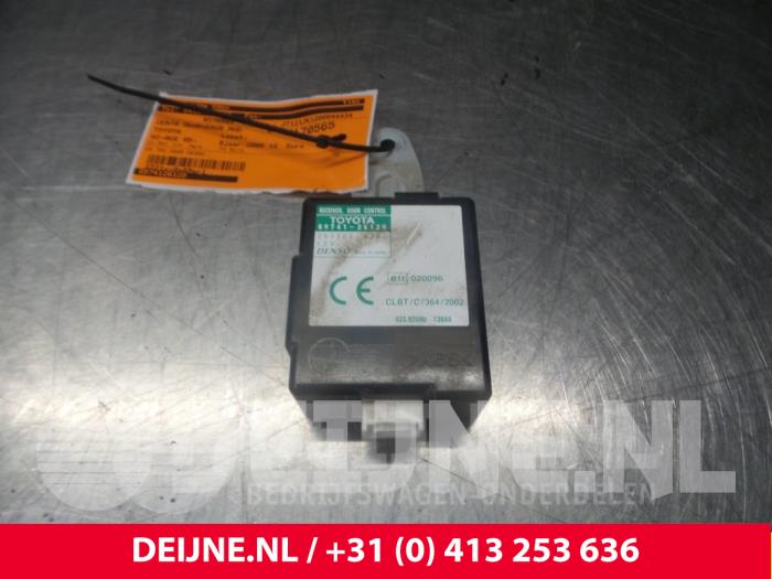 Toyota Hiace Centrale Deurvergrendelings Module O41535