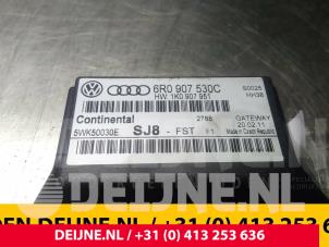 Volkswagen Polo Gateway Modul O41767 foto 3