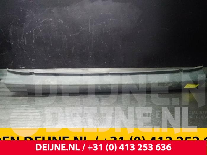 Mercedes Sprinter Bumperdeel midden-achter O42133