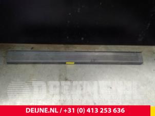 Gebruikte Bumperdeel midden-achter Peugeot Boxer (U9) 2.0 BlueHDi 130 Prijs € 66,55 Inclusief btw aangeboden door van Deijne Onderdelen Uden B.V.