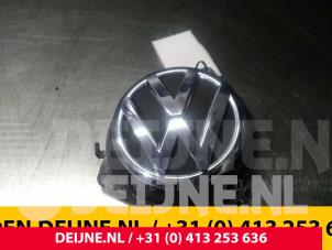 Gebruikte Achterklep Handgreep Volkswagen Polo V (6R) 1.2 12V Prijs € 20,00 Margeregeling aangeboden door van Deijne Onderdelen Uden B.V.