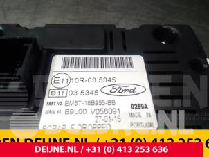 Ford Transit Connect Display Multi Media regelunit O43002 foto 3
