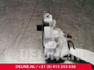 Fiat Doblo Minibus/van rear door lock mechanism O43157 photo 3
