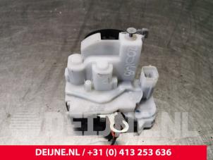Fiat Doblo Minibus/van rear door lock mechanism O43157 photo 2