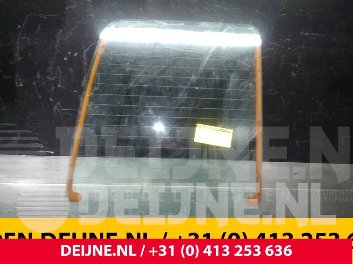 Fiat Scudo Minibus/van rear door window O43918